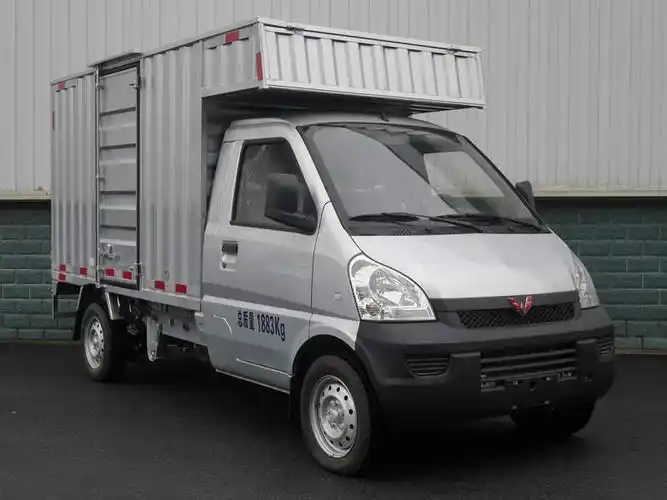 五菱牌lzw5028xxybq6k厢式运输车公告图片