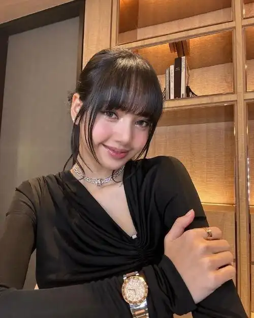 lisa超话94#lisa宝格丽全球品牌代言人#    240317 lisa个人ins更新