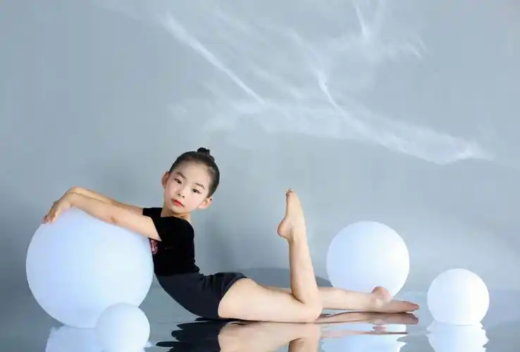 舞蹈写真中国舞儿童舞蹈摄影免费拍摄