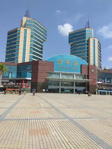 东莞常平镇双火车站双城轨站