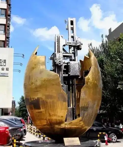 老盛京城市记忆带你重温铁西这些工业雕塑背后的故事