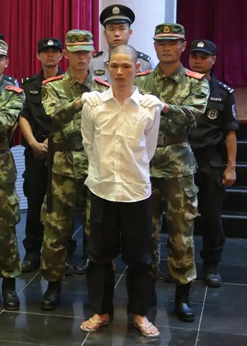 4名毒贩被执行枪决镜头前留下的最后一句话(组图) - 逗号的日志