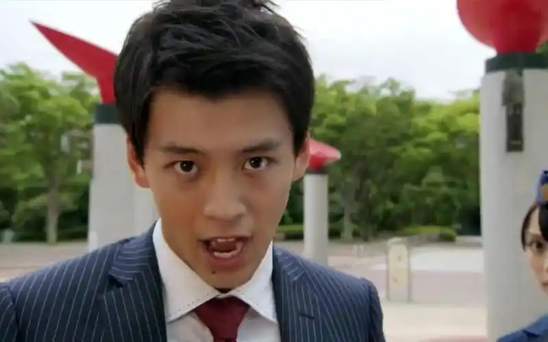 假面骑士老司机大战金木研