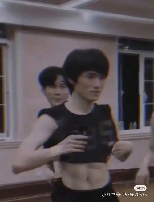 腹肌照-严浩翔:欢喜冤家-话本小说网