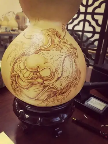 其它 金蟾招财 葫芦 写美篇  葫芦烙画与中国画虽是两个门类,但都归结