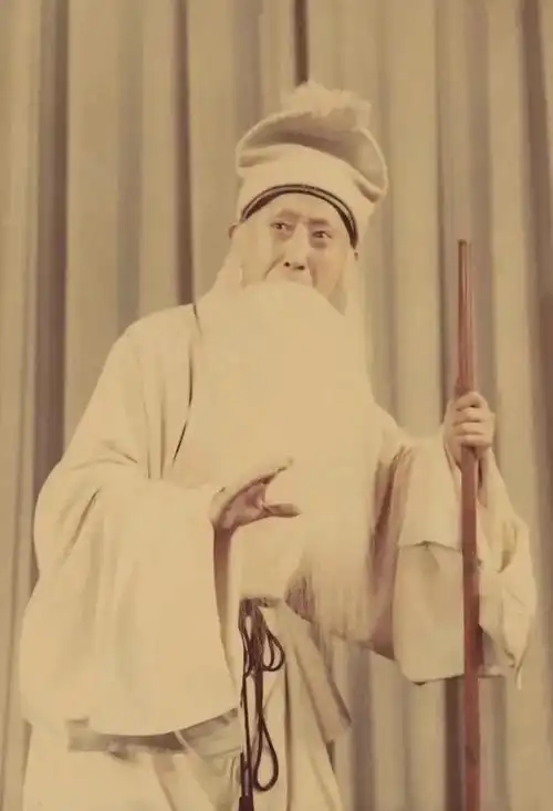 马连良表演人物不能千篇一律