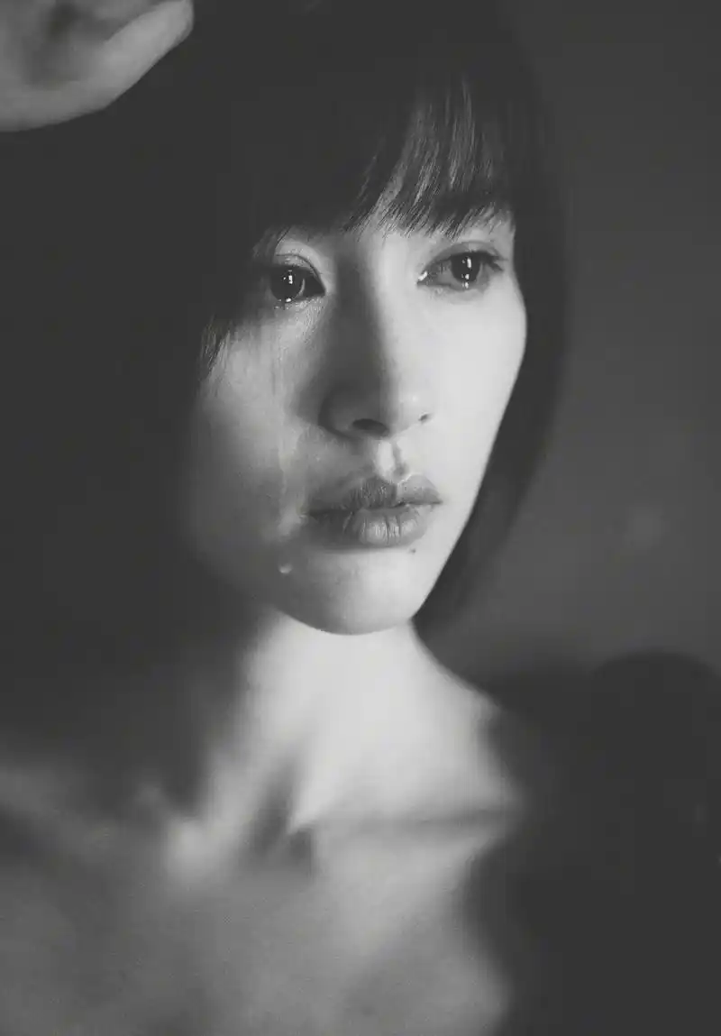 围观女星们仙女般的哭泣,郑爽热巴楚楚可怜,最后一个是名场面啊