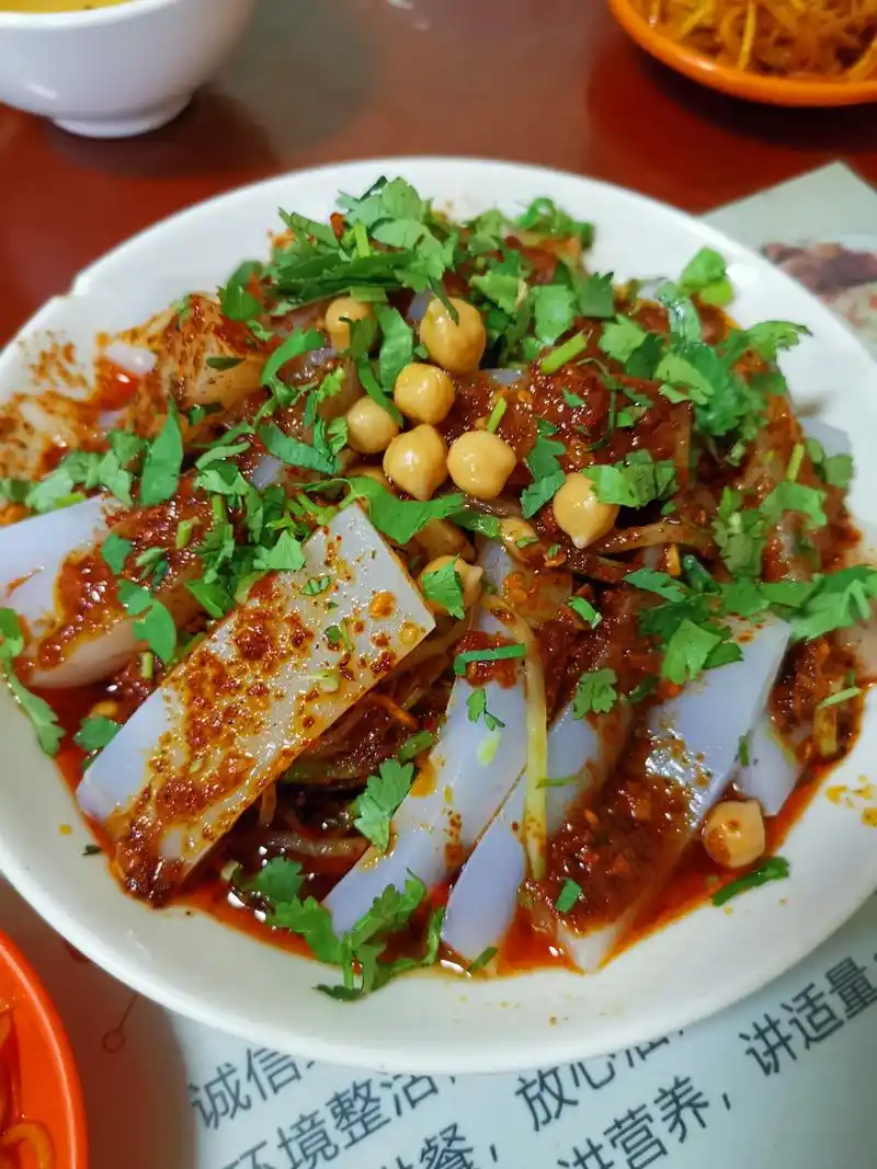 在新疆喀什旅游,一定要品尝的当地人最爱吃的特色美食