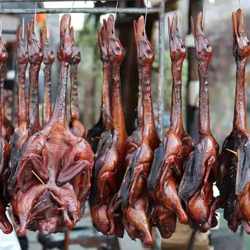 绍兴酱鸭咸亨酒店酱板鸭整只麻鸭特产年货卤味下酒鸭肉600g