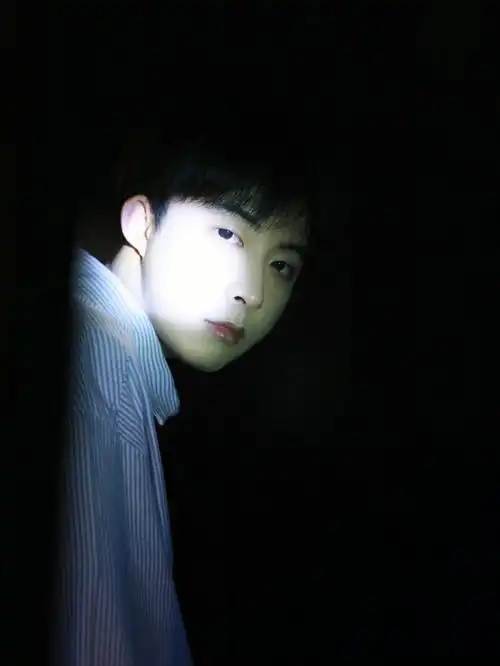 发帅哥都没人看我是真的会哭出来的