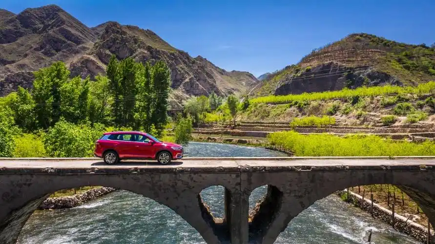 明星学员的高光座驾,周深同款宋pro,国庆自驾首选