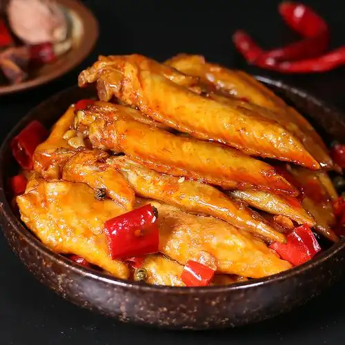 蜀九味麻辣香卤鸡尖四川特产鸡翅尖特色小吃