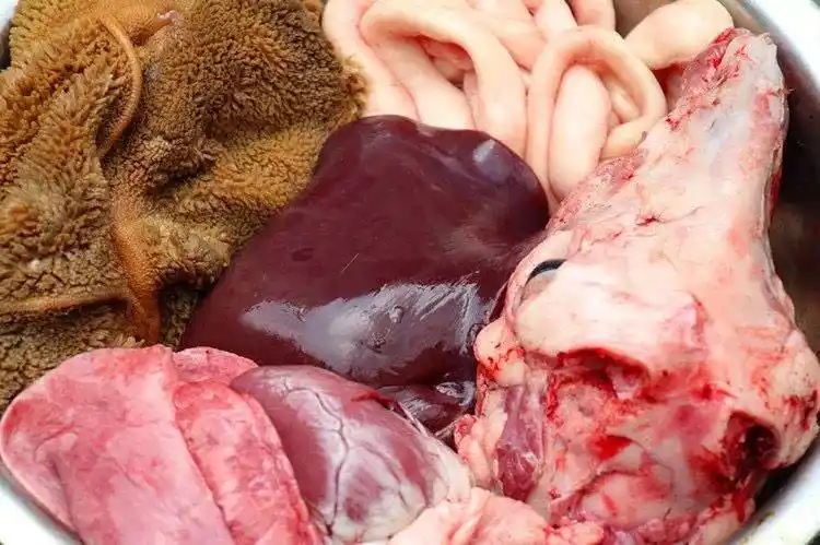 当天现宰生羊杂 羊内脏羊下水羊心肺肝肚子肠 去皮羊头一套羊下水