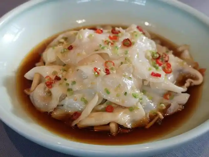 因为加了一道螺片,大家觉得吃饱了,就没有要主食.