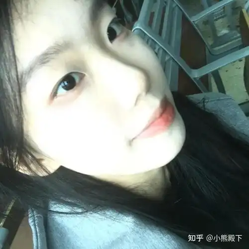 丹凤眼的人卖萌是什么样子的?