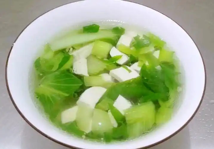 饭后来点青菜豆腐汤,清爽一下口腔,迎接下午的美食.