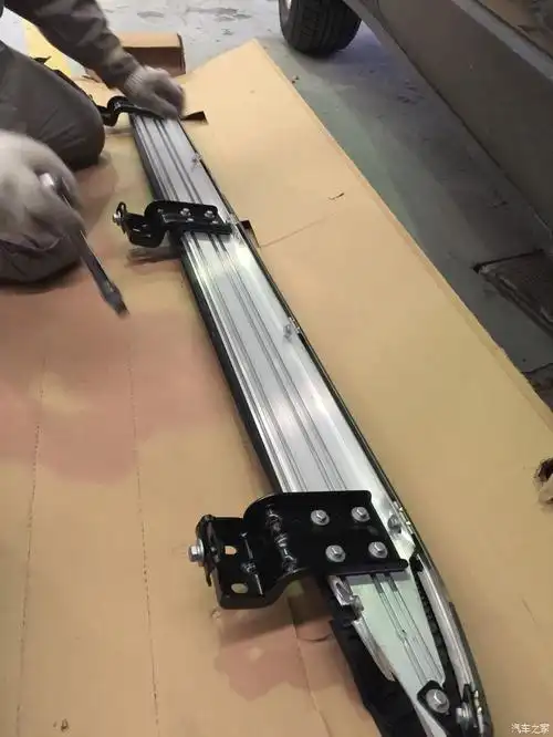 【图】4s店 踏板安装中_昂科威论坛_汽车之家论坛