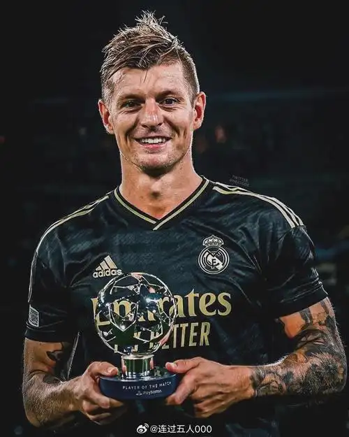 托尼克罗斯他比烟花更灿烂