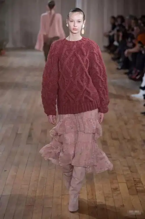 服装干货5种让人脑洞大开的毛织设计