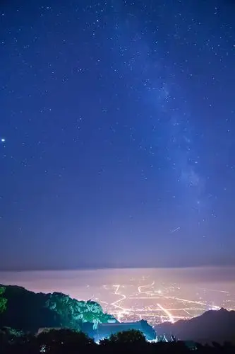 仰望夜空记录星河的美丽 专访星空摄影师