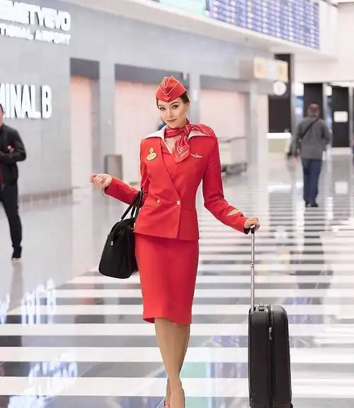 俄罗斯空姐凭什么全世界闻名?坐过俄航的人都这么说