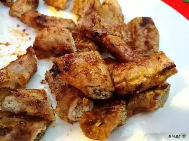 烤猪粉肠 ￥5元/串 已售0份