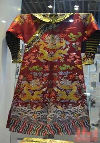 破解清代龙袍密码