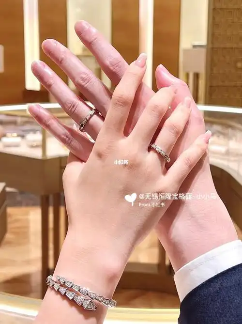 对戒 #宝格丽  #无锡恒隆广场  #情侣对戒 #结婚对戒 #宝格丽蛇