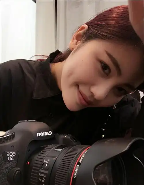 简单 自拍 满足 生活小照