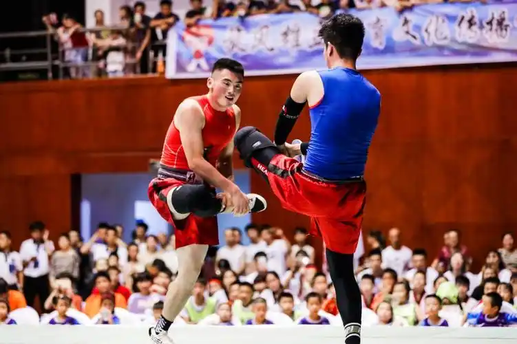 来一波城市脚斗王超燃激战 "靓照",帅到上头了!