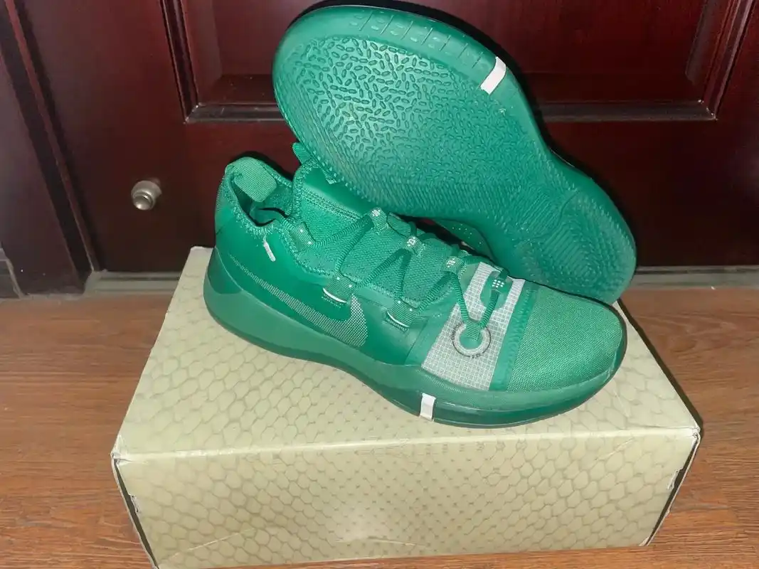 科比ad exodus tb深绿配色44码(偏小半码左右)1 - 抖音