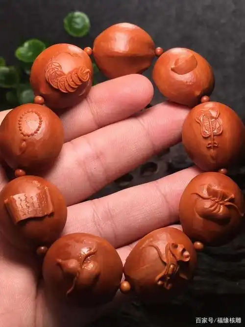 橄榄核雕浮雕弥勒,老核真红啊