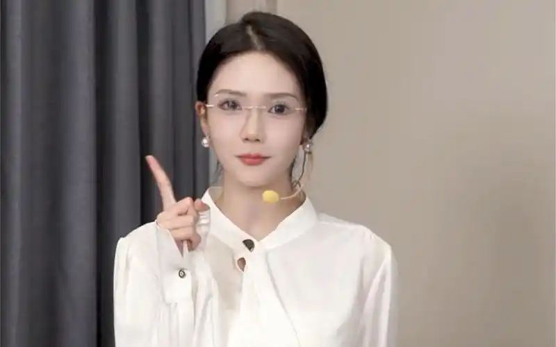 这次又是什么知识 在我唱歌时强行灌进了脑袋? #唱歌 #小三金lilmama