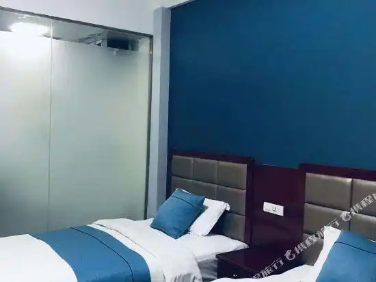 安康鑫欣宾馆 5.0分(1条点评) 88起距离309米立即预订