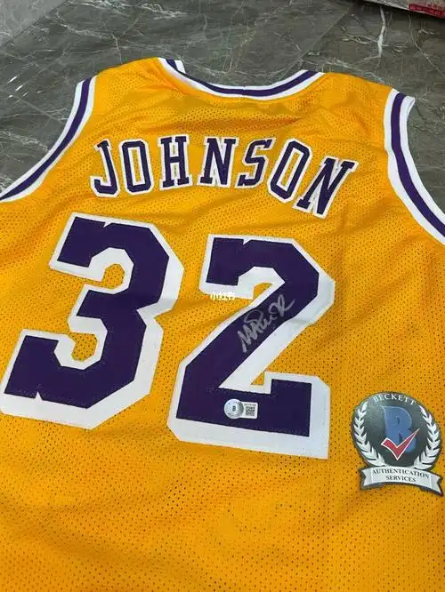 魔术师约翰逊签名球衣