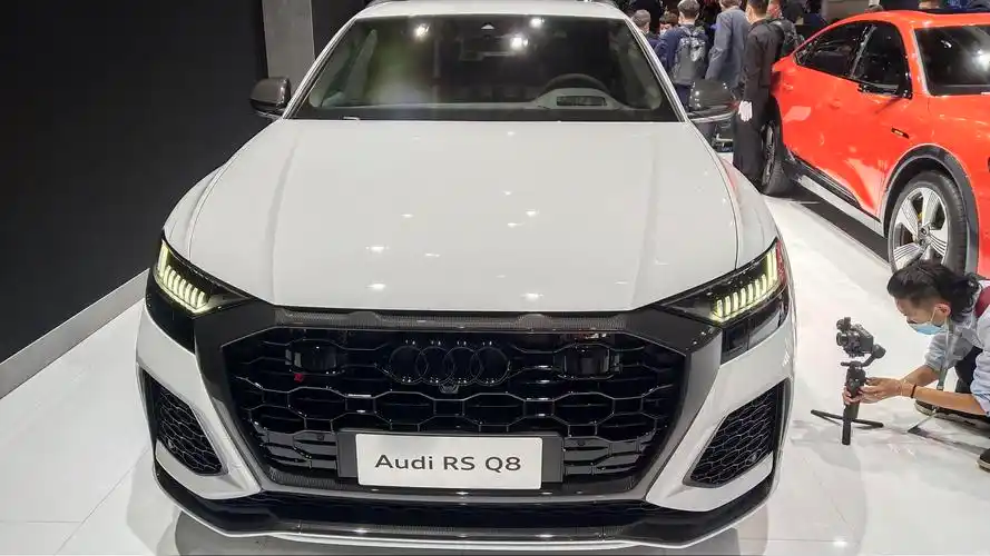 奥迪rs q8北京车展亮相,外观很有性能感 - 知乎