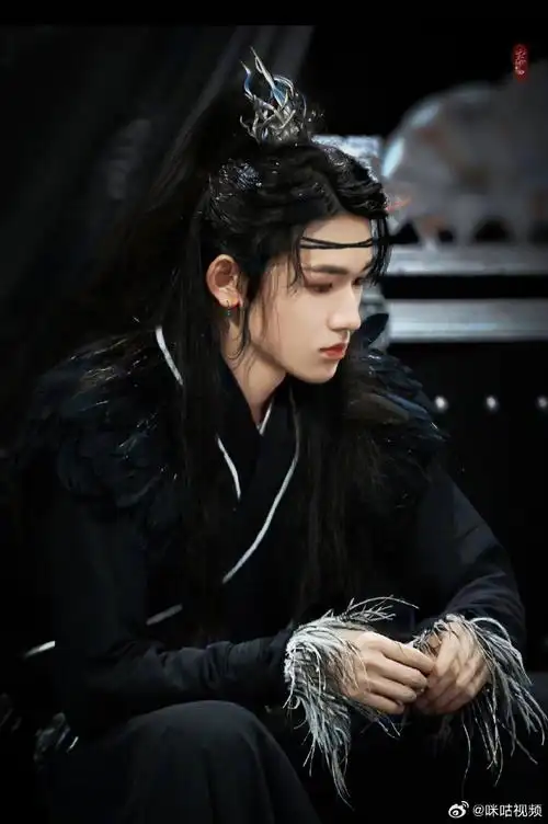 咪咕星鲜事##关晓彤唐嫣宋亚轩古装造型路透