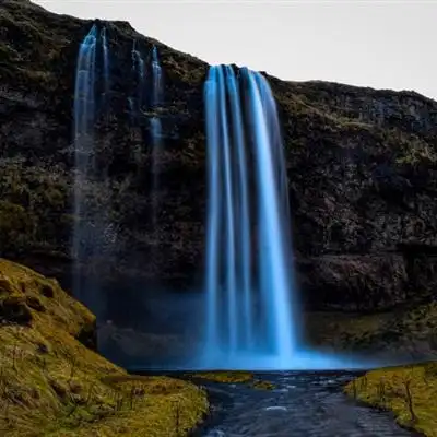 真实的瀑布风景头像 壮观的瀑布风景图片