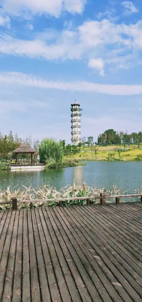 甘坊旅游团,快乐舞队宜丰官山卧龙山庄,宜丰南屏峰文化园快乐一日游