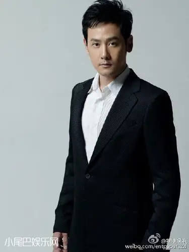 邱心志与小23岁女友菅韧姿恋情曝光 网友心疼钟汉良"妹妹"