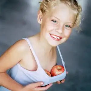 7岁乳房8岁月经孩子性早熟责任在谁