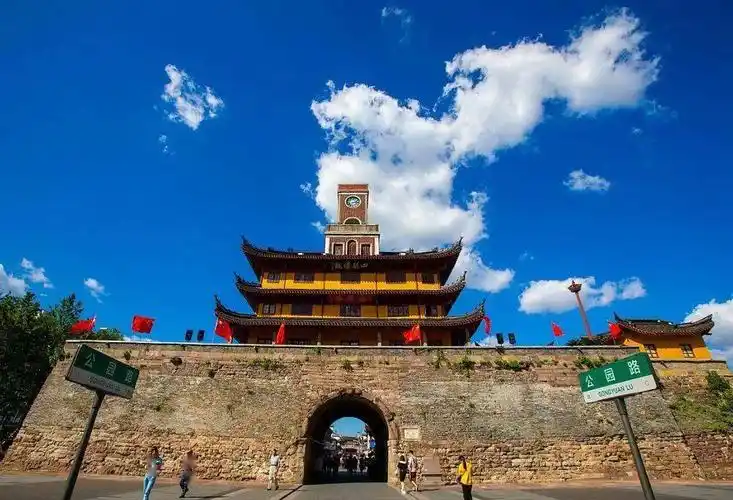 在海曙寻年味·鼓楼:过年不打烊,鼓楼等你来_宁波市