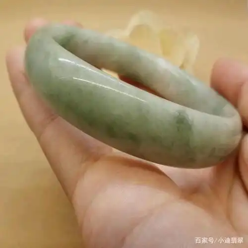 巴山玉和翡翠傻傻分不清?一起来看看区别!