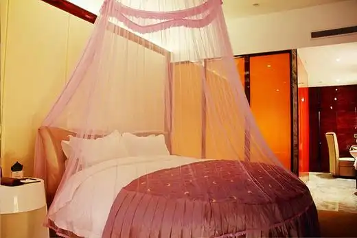 7月7双7节抢购 | 锦江宾馆圆床房