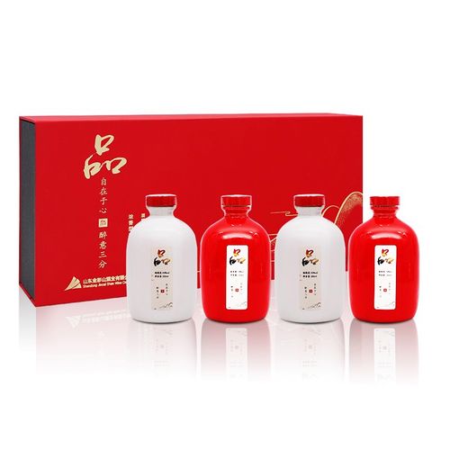彩山特曲品 200ml*4瓶装白酒浓香型 礼品装送礼酒 整提