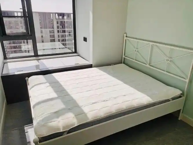 网购宜家铁艺床自己安装步骤