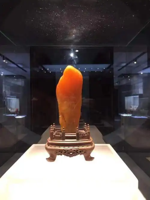 太美了!临安又添一座博物馆,专门展出鸡血石