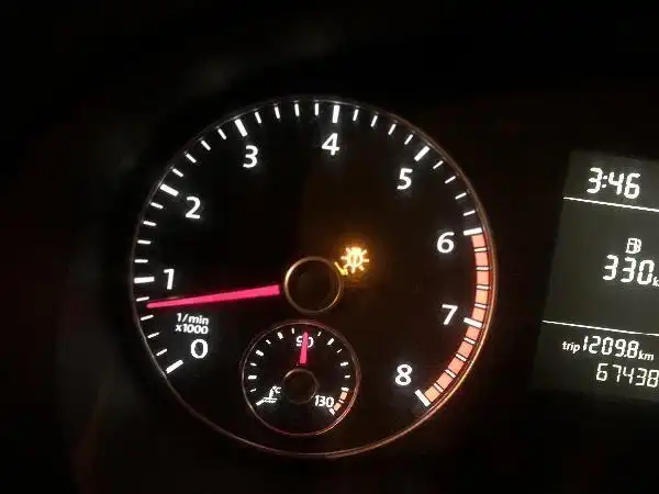 途观请问这个指示灯是什么意思刚买的车不太懂