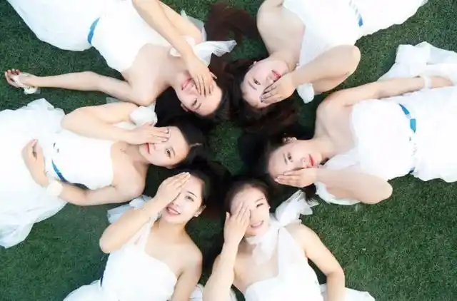 48人集体照创意队形 毕业集体照创意造型