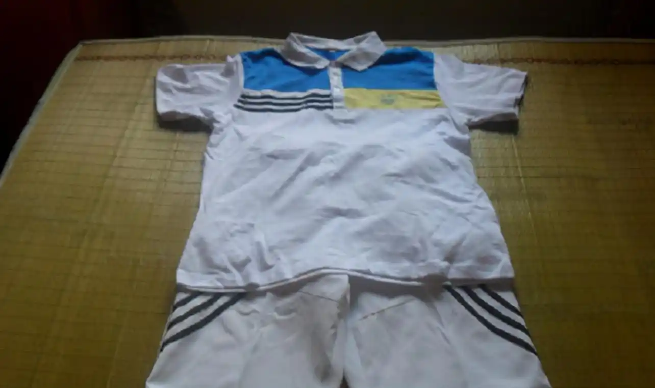 中国校服不单单是丑的问题学生们唉声叹气求放过